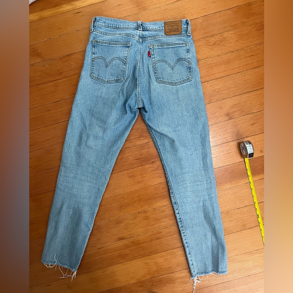 Levi’s wedgie jeans in light wash